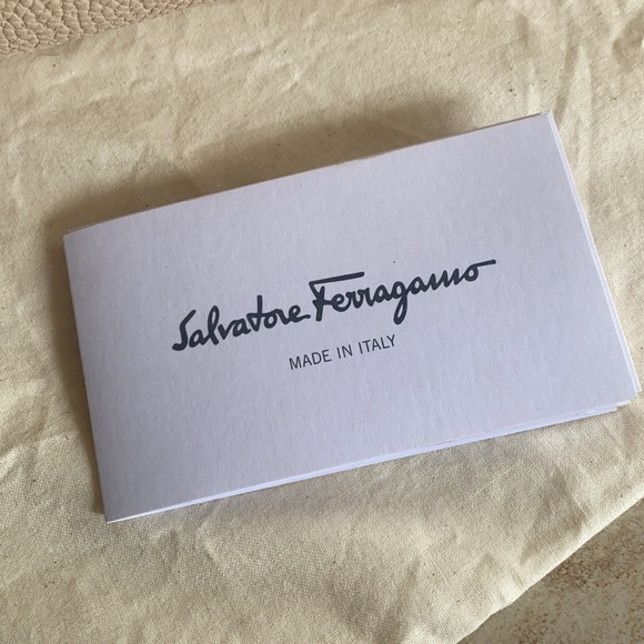 Ferragamo Amy Tote - Picture 3 of 9